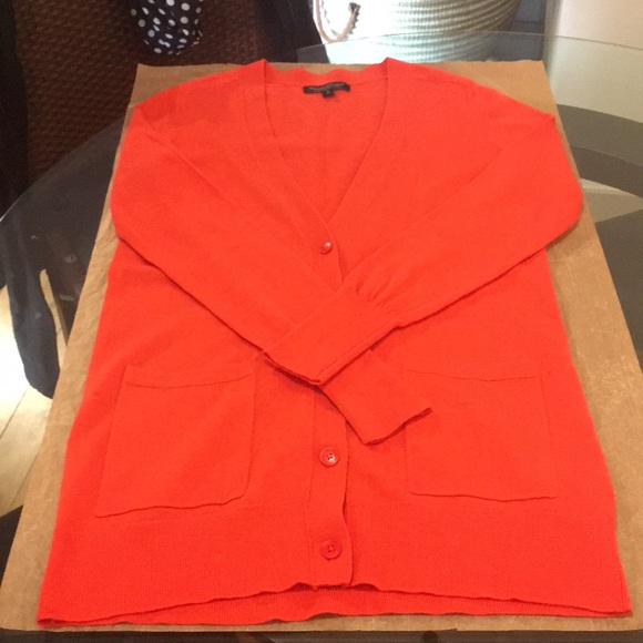 Banana Republic Sweaters - Banana republic- CARDIGAN